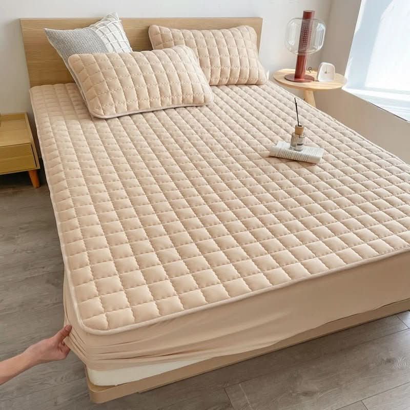 BEDGUARD – Quilted Mattress Protector for a Secure Fitted Fit
