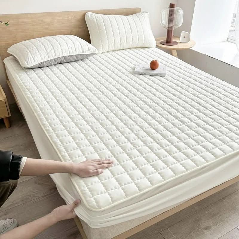 BEDGUARD – Quilted Mattress Protector for a Secure Fitted Fit