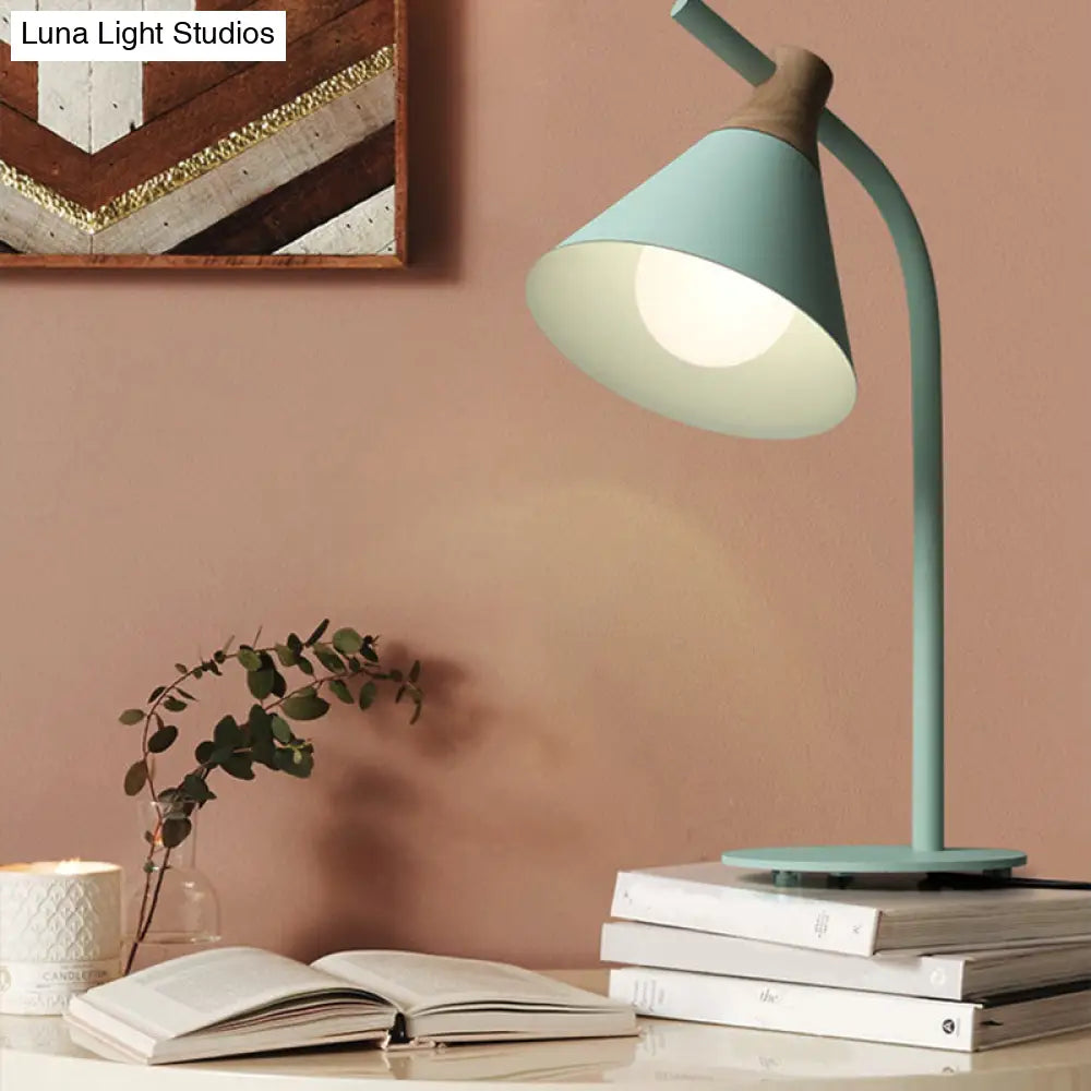 Adjustable Desk Lamp with Cone Shade – Metal Gooseneck Reading Light for Nightstand, Bedroom & Home Office