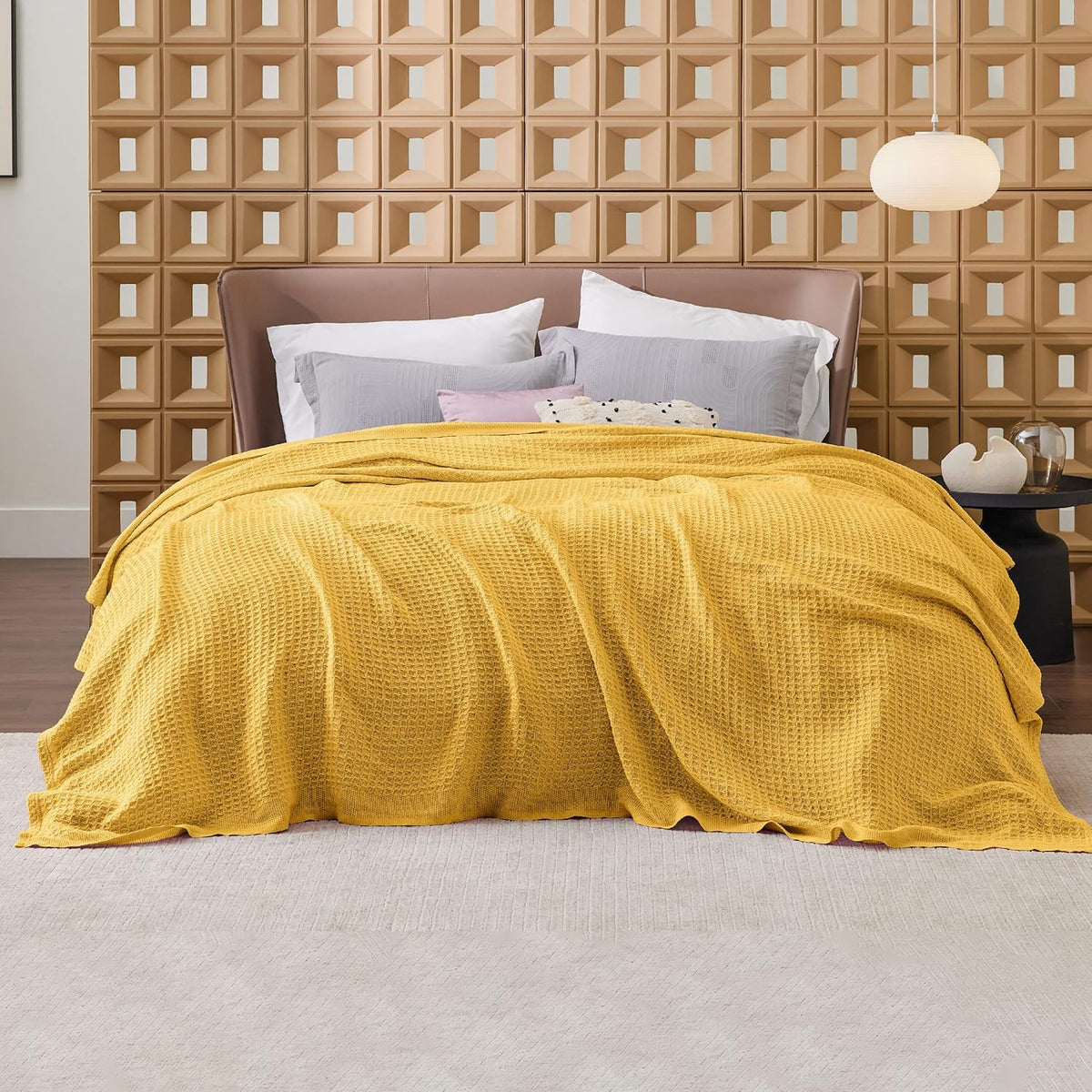 Cotton Throw Blanket for Bed, Waffle Weave Queen Size Blanket for All Seasons, Soft Breathable Cotton Blanket for Couch