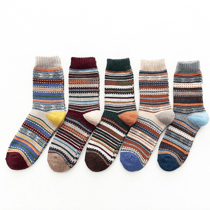 Thick Wool Blend Crew Socks for Winter – Insulated Thermal Socks with Traditional Nordic Patterns for Men & Women