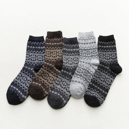 Thick Wool Blend Crew Socks for Winter – Insulated Thermal Socks with Traditional Nordic Patterns for Men & Women