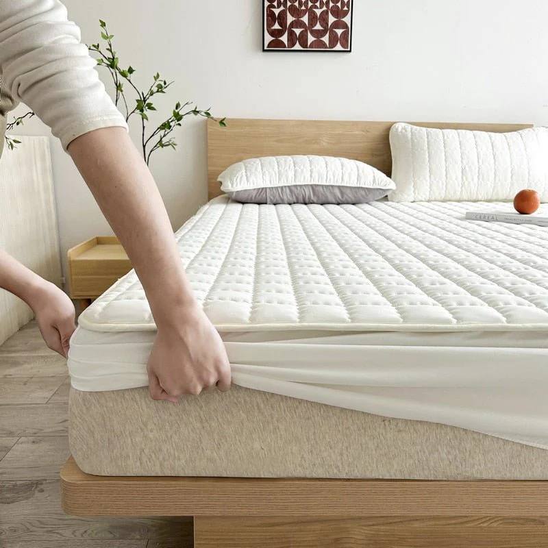 Soft Plush Mattress Protector for Deep Sleep