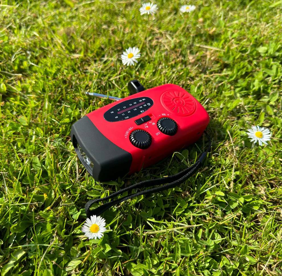 Portable Solar Hand Crank Radio with Power Bank - Ortekor
