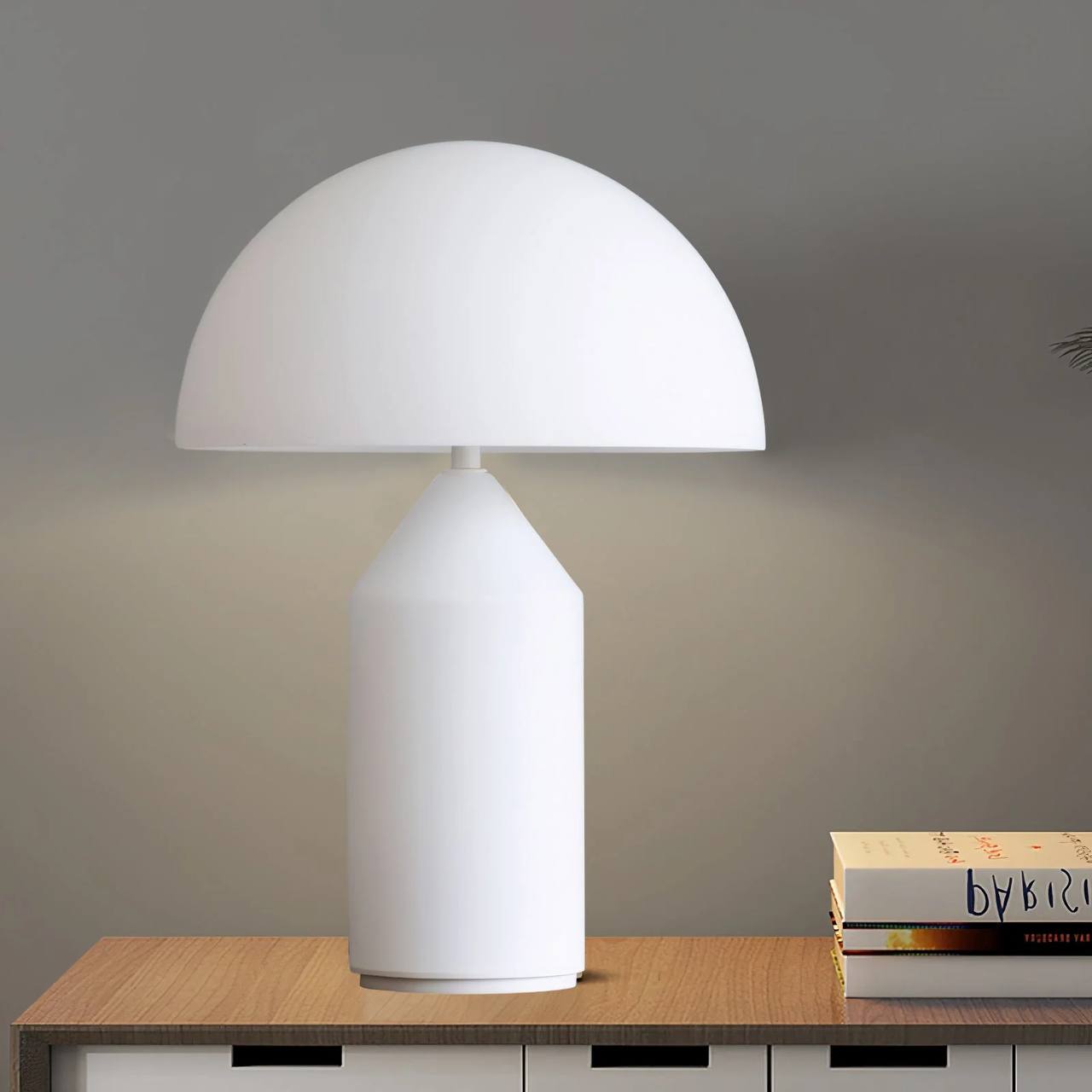 Unique Contemporary Desk Light with Sleek Design