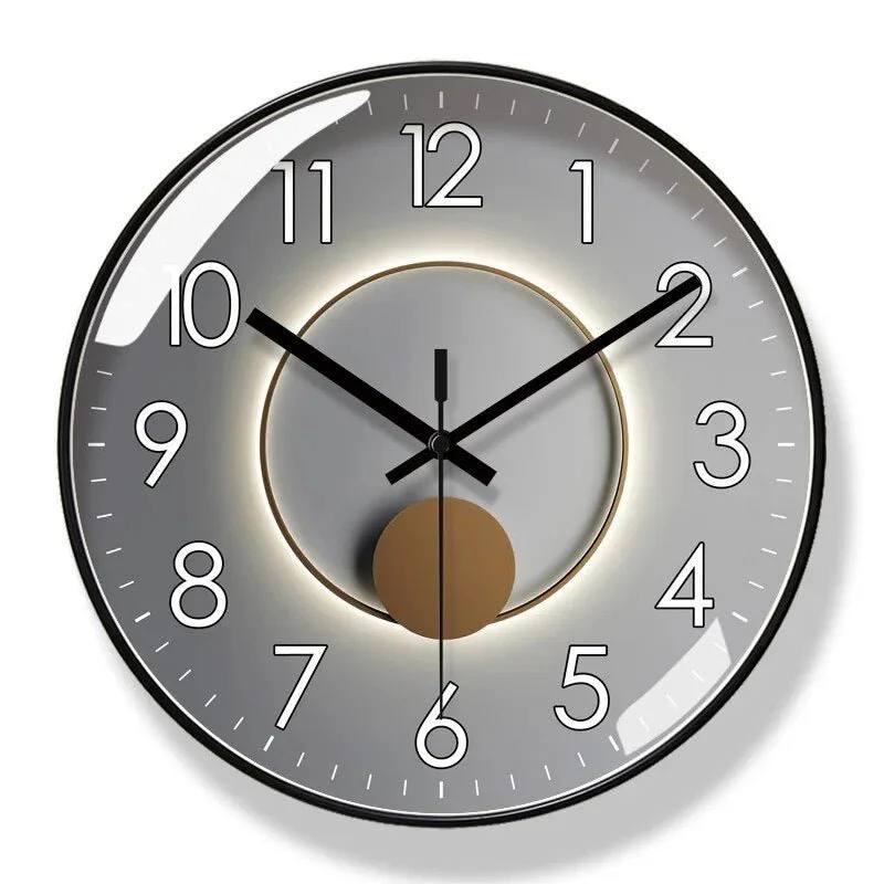 Simple Scandinavian Wooden Clock