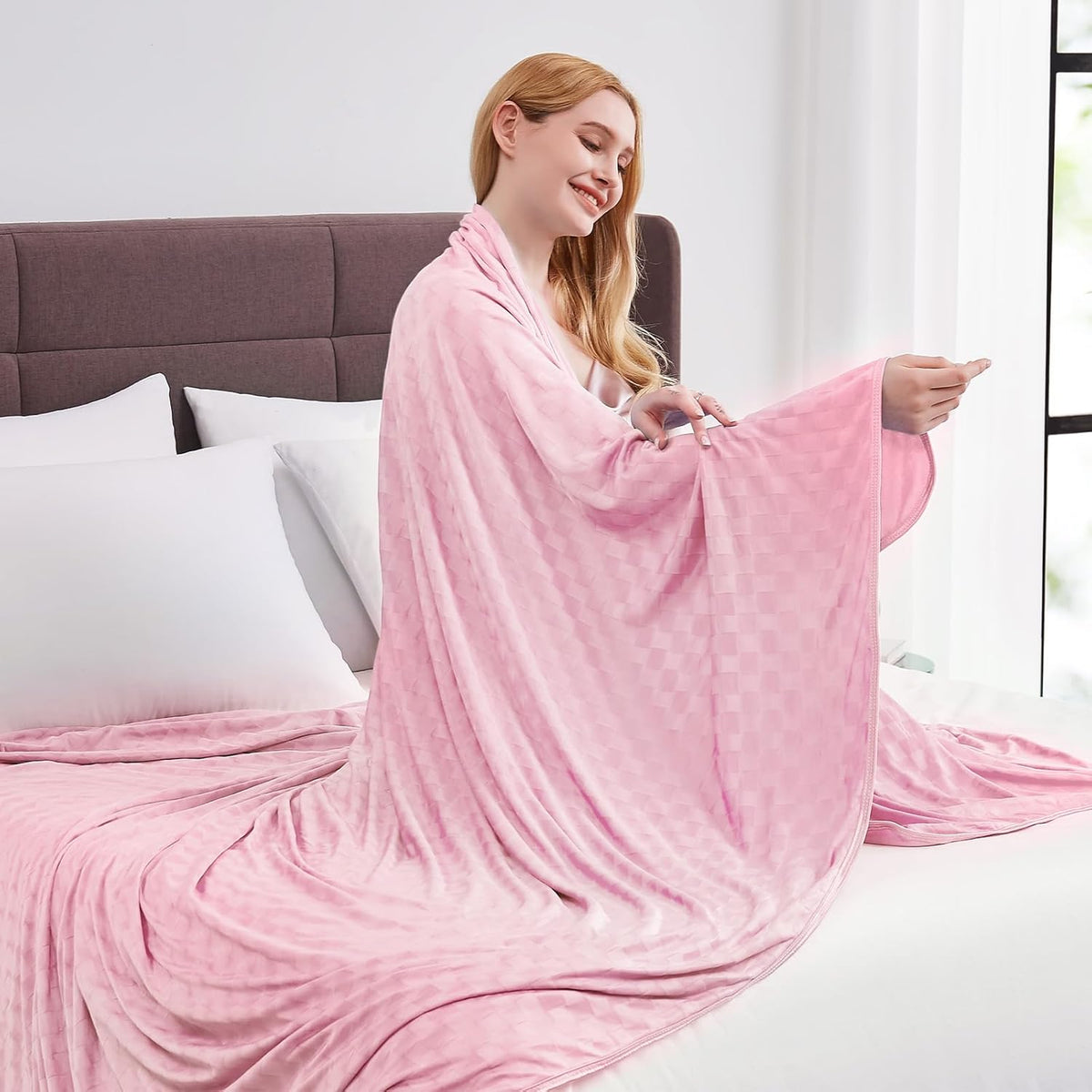 ChillEase | Cooling Blanket for Hot Sleepers with Arc-Chill Technology | Soft & Breathable for Year-Round Comfort