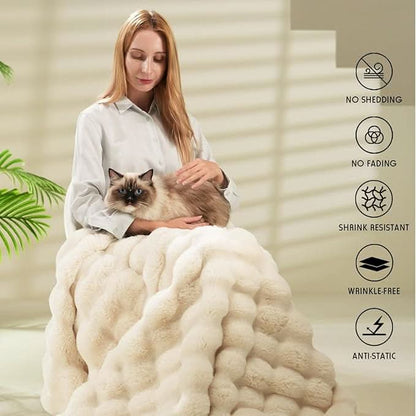 CLOUDHARE – Plush Blanket Set for Luxurious Cozy Living