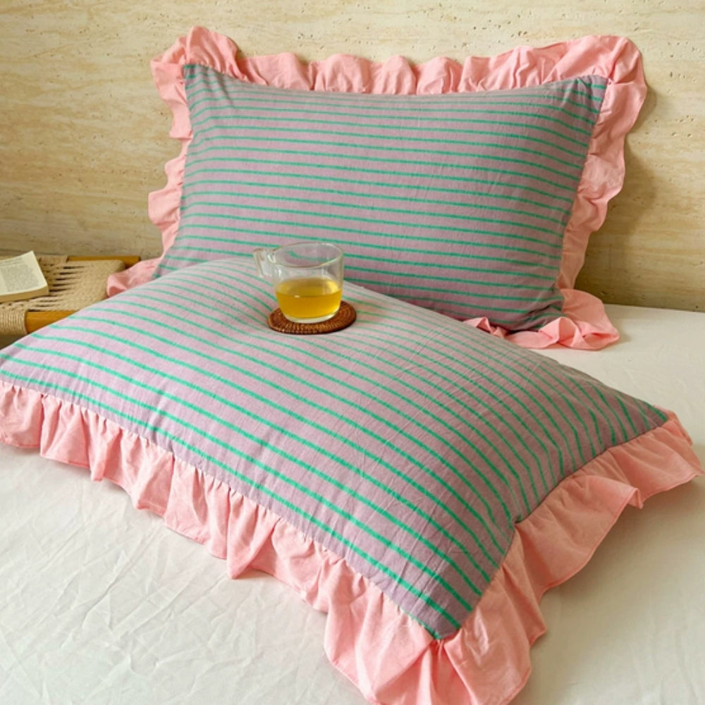 Queen Microfiber Pillowcase with Ruffle Trim & Zipper Closure – Vintage Stripe Pattern for Bedroom Décor – Soft Breathable Fabric