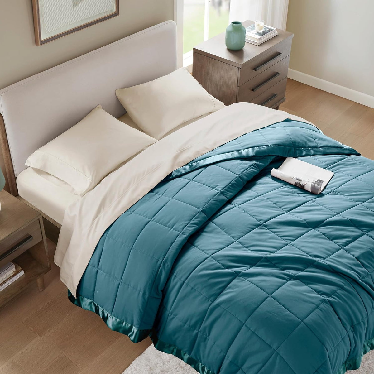 Windom Collection | Down Alternative Blanket with Moisture-Wicking Treatment | Lightweight & Soft Bed Cover for All Seasons, Satin Trim