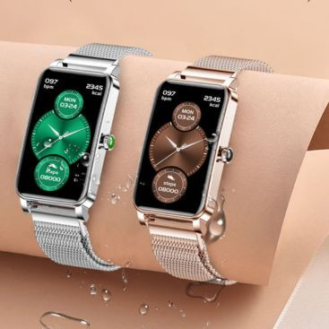 Wearclo | Smartwatch with Health Tracking & Water Resistance | Stylish Design for Daily Use