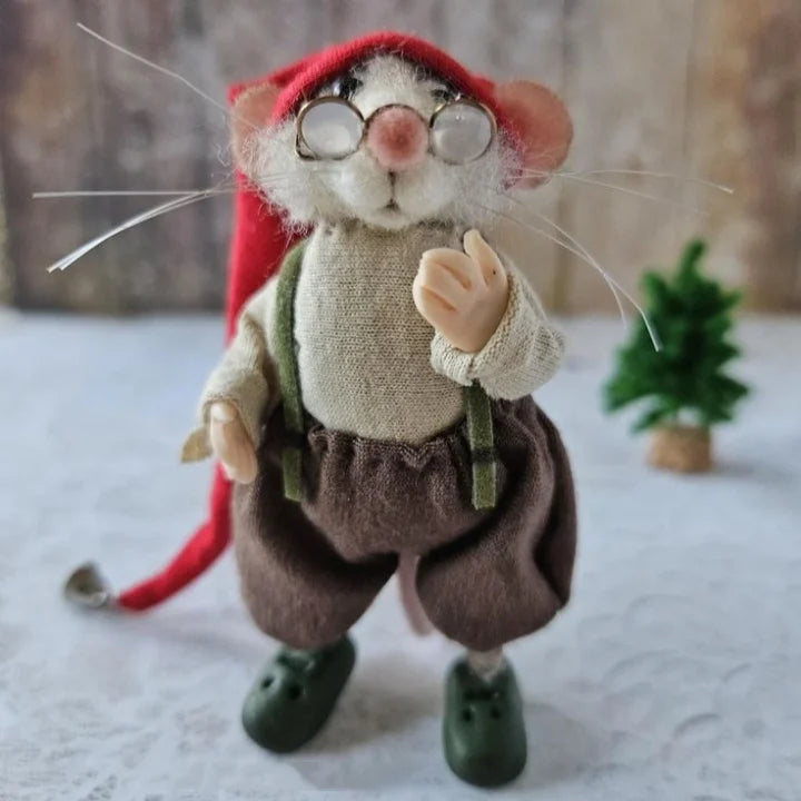 Felted Wool Mouse Figurine – Handmade Artisan Ornament for Christmas Tree, Holiday Mantel Display & Year-Round Shelf Decor